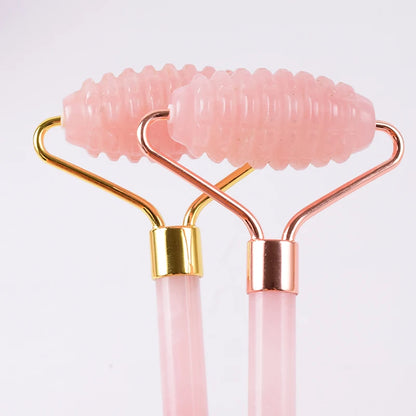Masajeador facial con rodillo y herramienta Gua Sha de cuarzo rosa natural